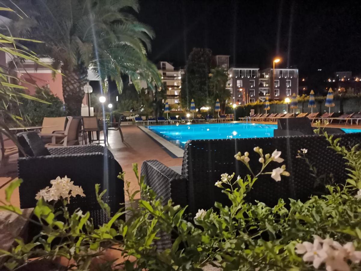 Sunlake Hotel Ρίβα ντελ Γκάρντα Εξωτερικό φωτογραφία