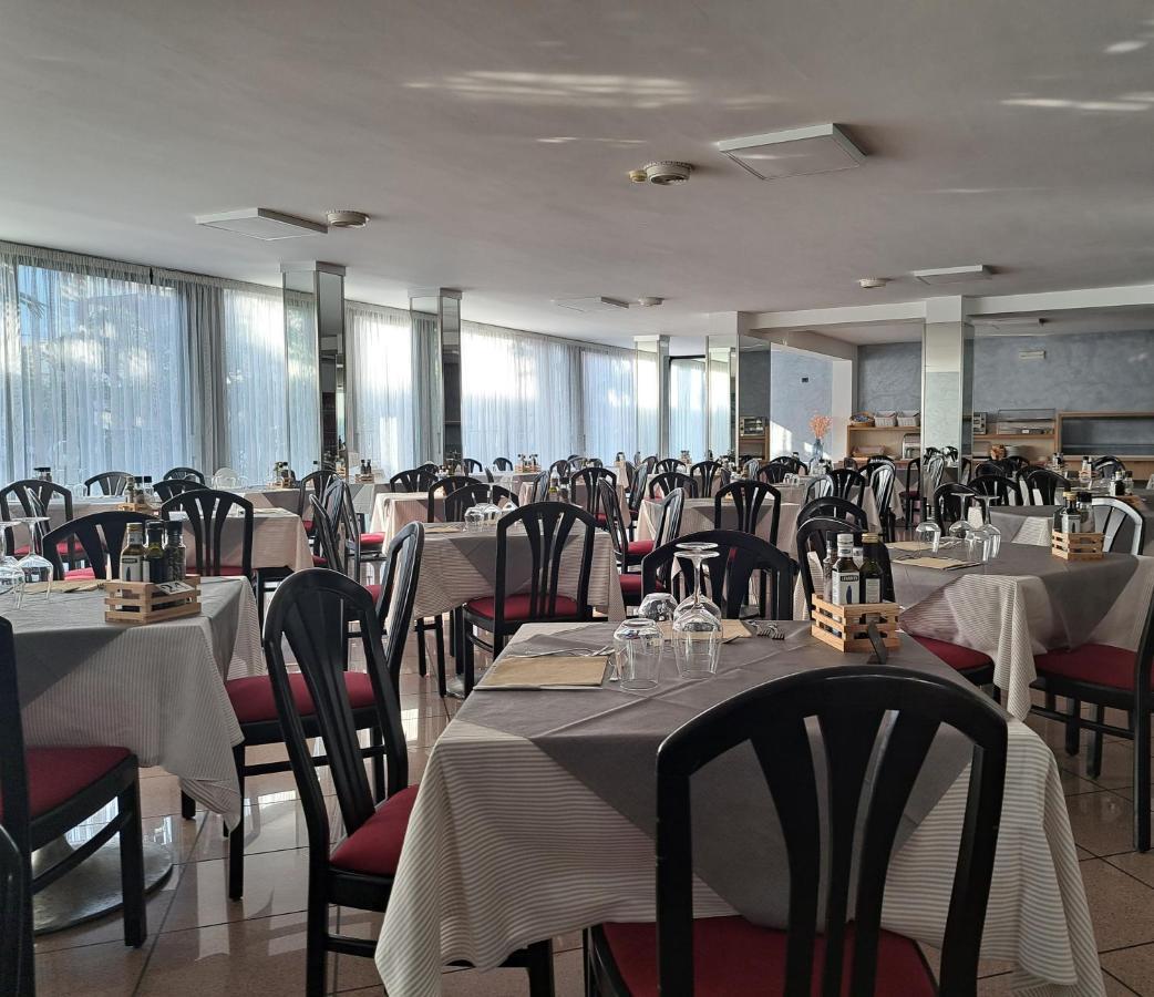 Sunlake Hotel Ρίβα ντελ Γκάρντα Εξωτερικό φωτογραφία