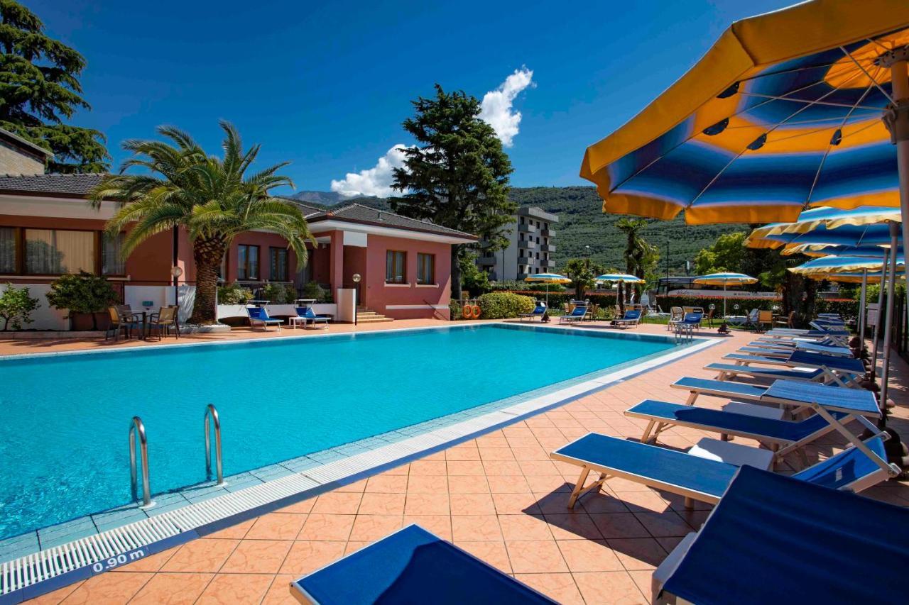 Sunlake Hotel Ρίβα ντελ Γκάρντα Εξωτερικό φωτογραφία