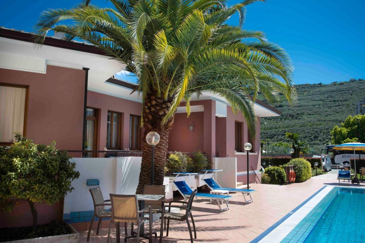 Sunlake Hotel Ρίβα ντελ Γκάρντα Εξωτερικό φωτογραφία