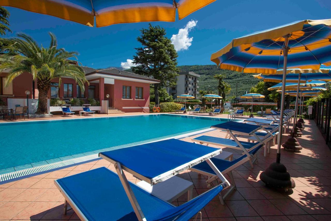 Sunlake Hotel Ρίβα ντελ Γκάρντα Εξωτερικό φωτογραφία