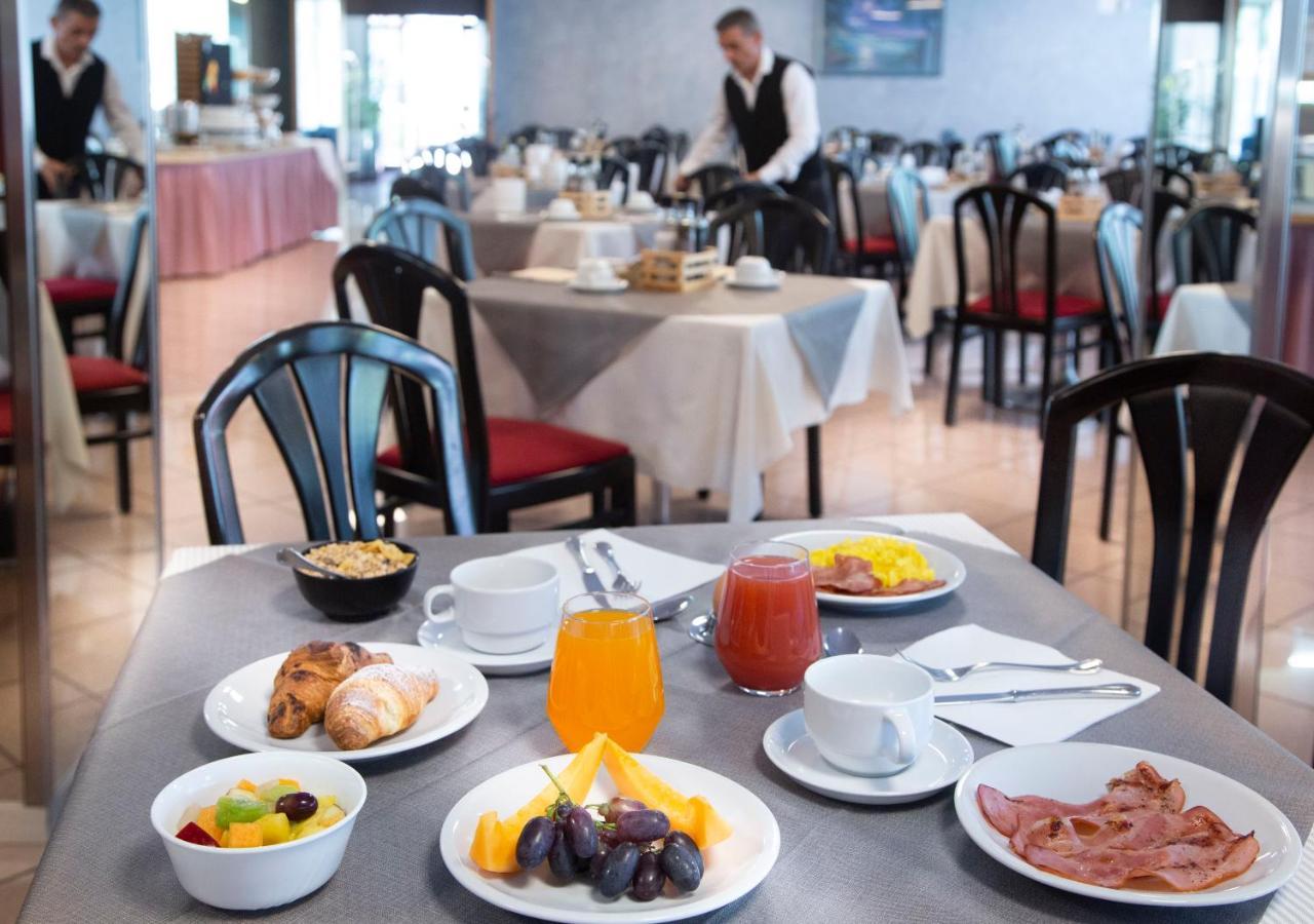 Sunlake Hotel Ρίβα ντελ Γκάρντα Εξωτερικό φωτογραφία