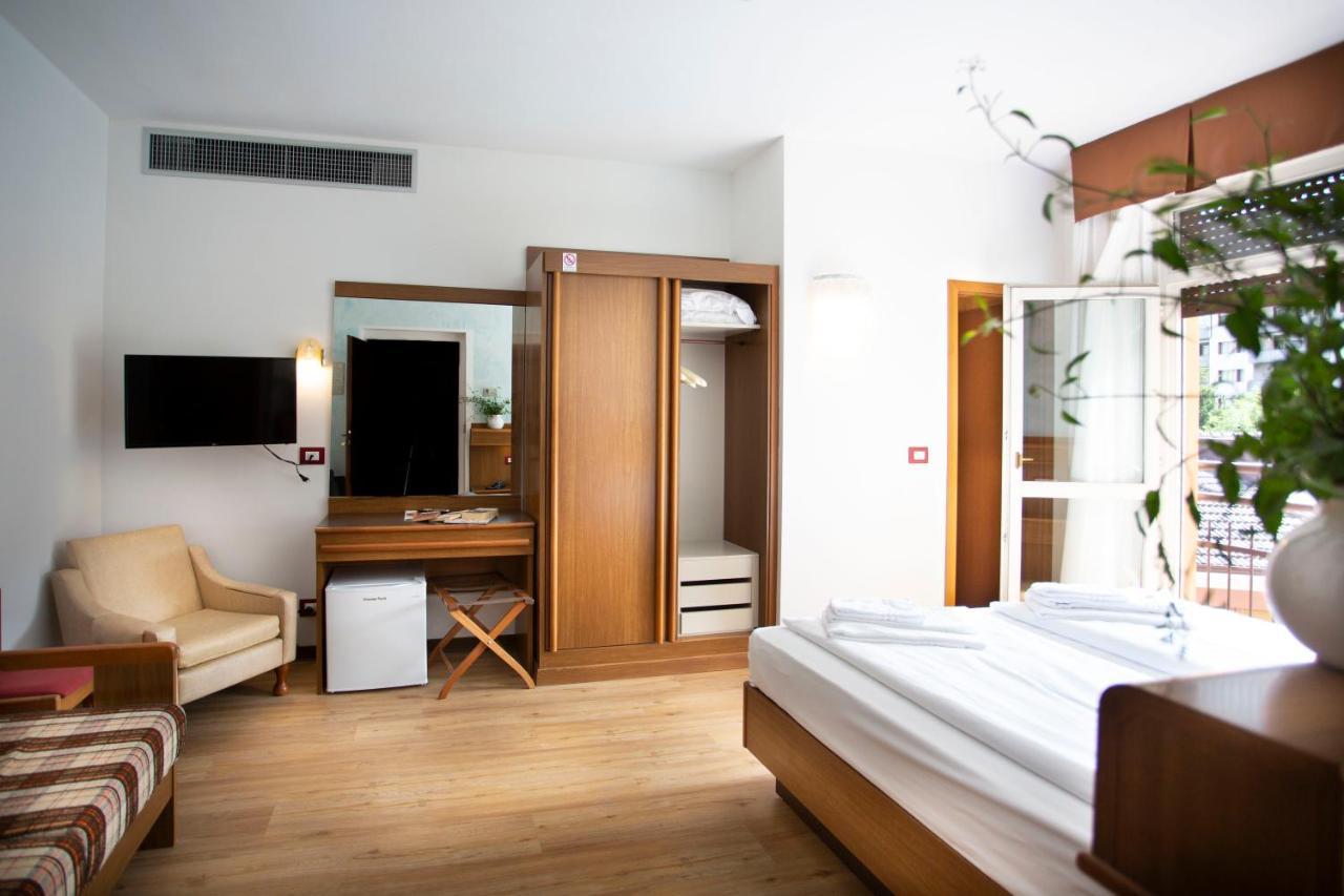 Sunlake Hotel Ρίβα ντελ Γκάρντα Εξωτερικό φωτογραφία