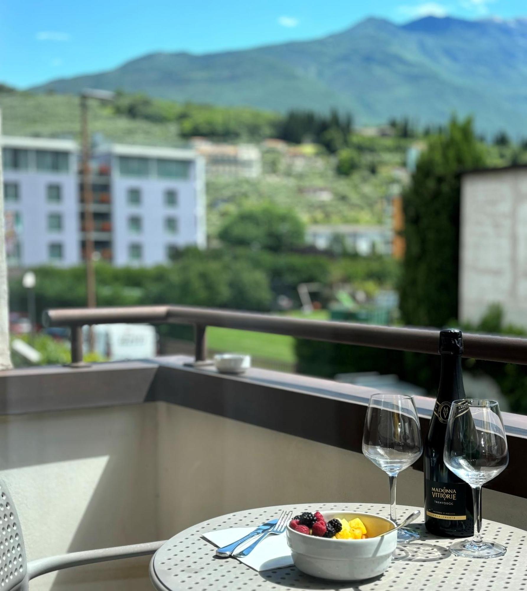 Sunlake Hotel Ρίβα ντελ Γκάρντα Εξωτερικό φωτογραφία