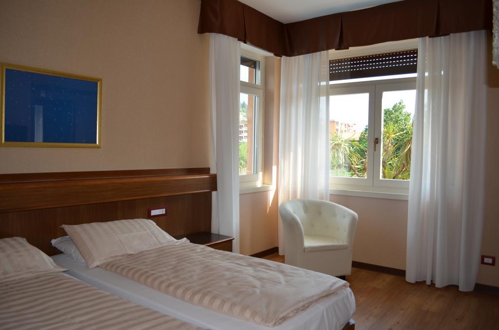 Sunlake Hotel Ρίβα ντελ Γκάρντα Εξωτερικό φωτογραφία