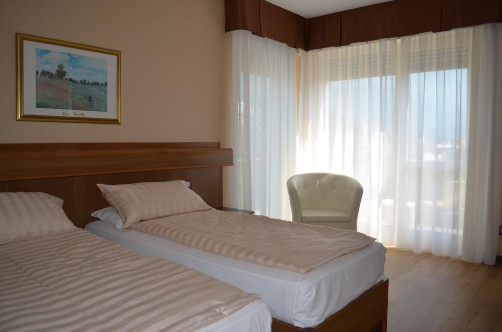 Sunlake Hotel Ρίβα ντελ Γκάρντα Εξωτερικό φωτογραφία
